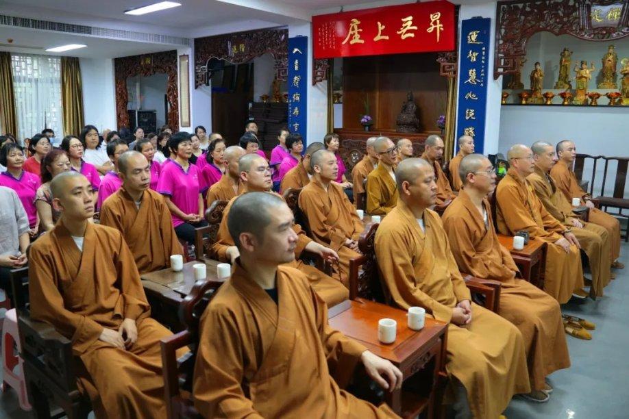 吃什么蔬菜皮肤能变白游戏画面